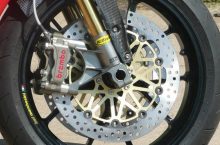 La manutenzione dei freni della moto